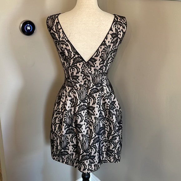 ZARA lace dress - Picture 7 of 8